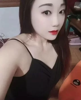 角色扮演型少妇