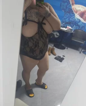 bbw年轻巨乳小坦克