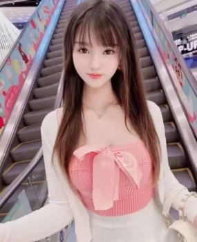 用丝袜来量量这个酒吧夜场前台的骚姐姐服务很好哦