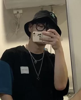 可以陪玩的小哥哥