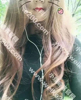 普陀约爱小蜜蜂电眼美臀