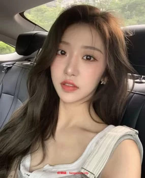 三亚小湿妹在线等哥哥来骚