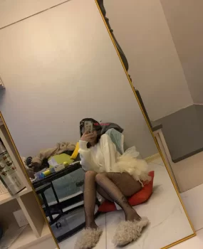 20岁的小姐姐（168，D杯，50kg）