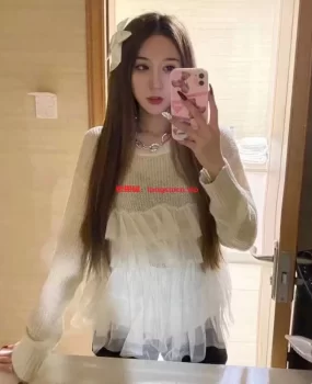 泉州新到极品妹子 肤白貌美性感 会聊天 配合任何姿势